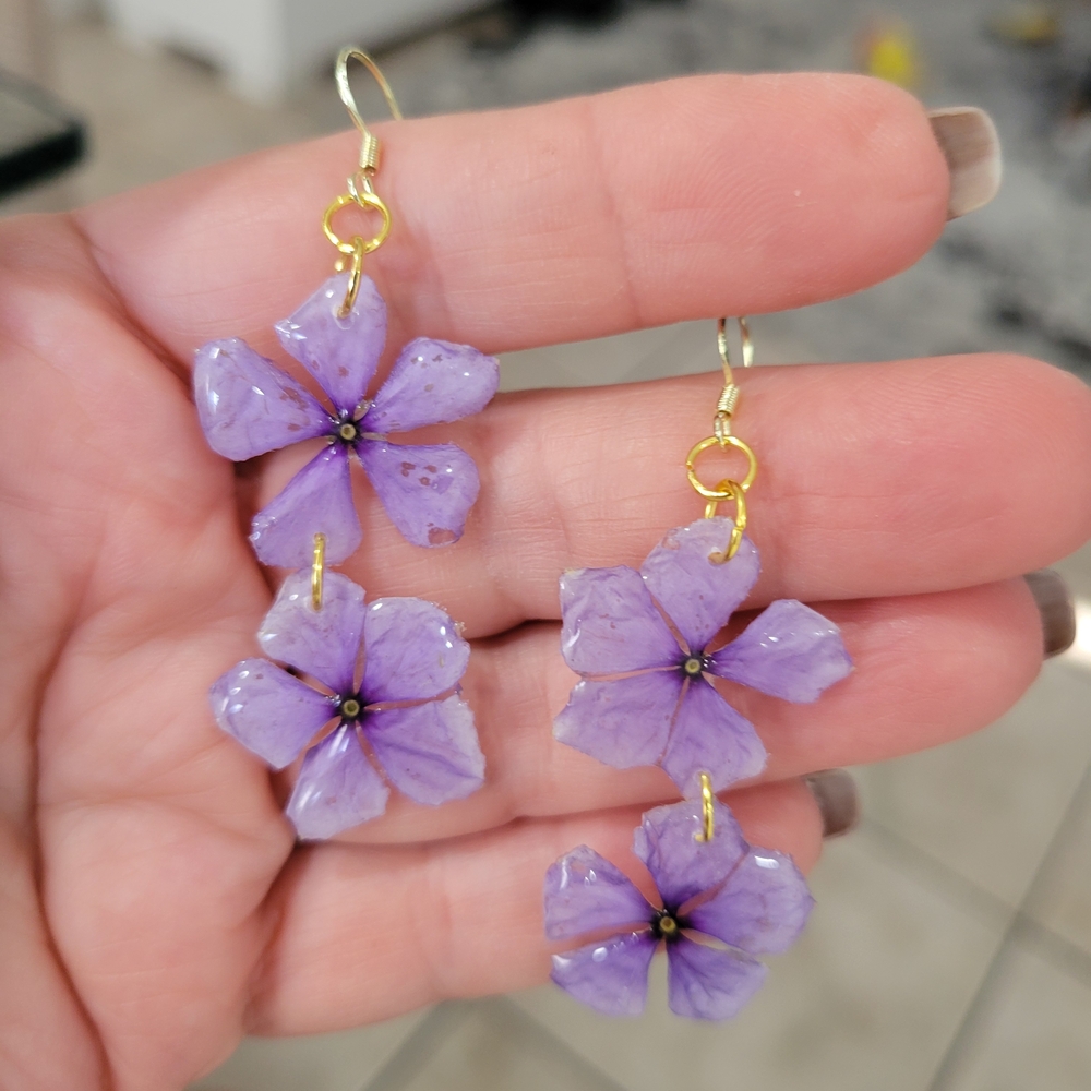 Elegant Purple Flower Earrings